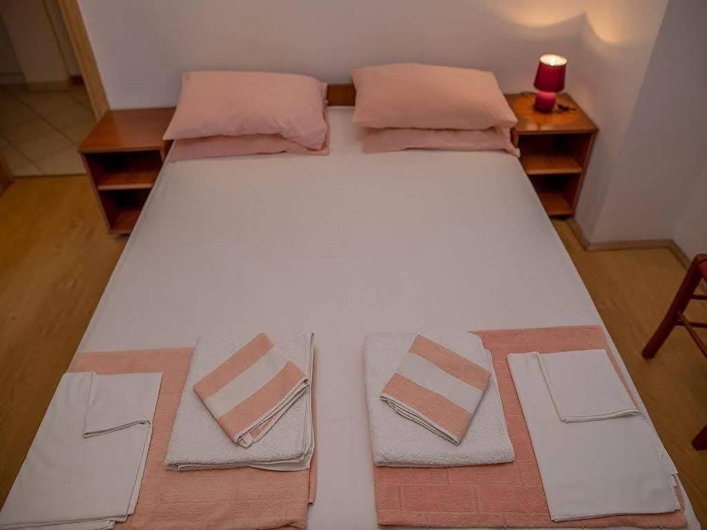 Apartman Zenta Petrovac Bagian luar foto