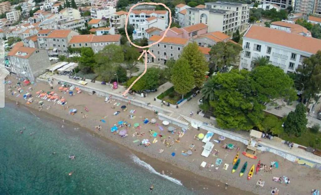 Apartman Zenta Petrovac Bagian luar foto