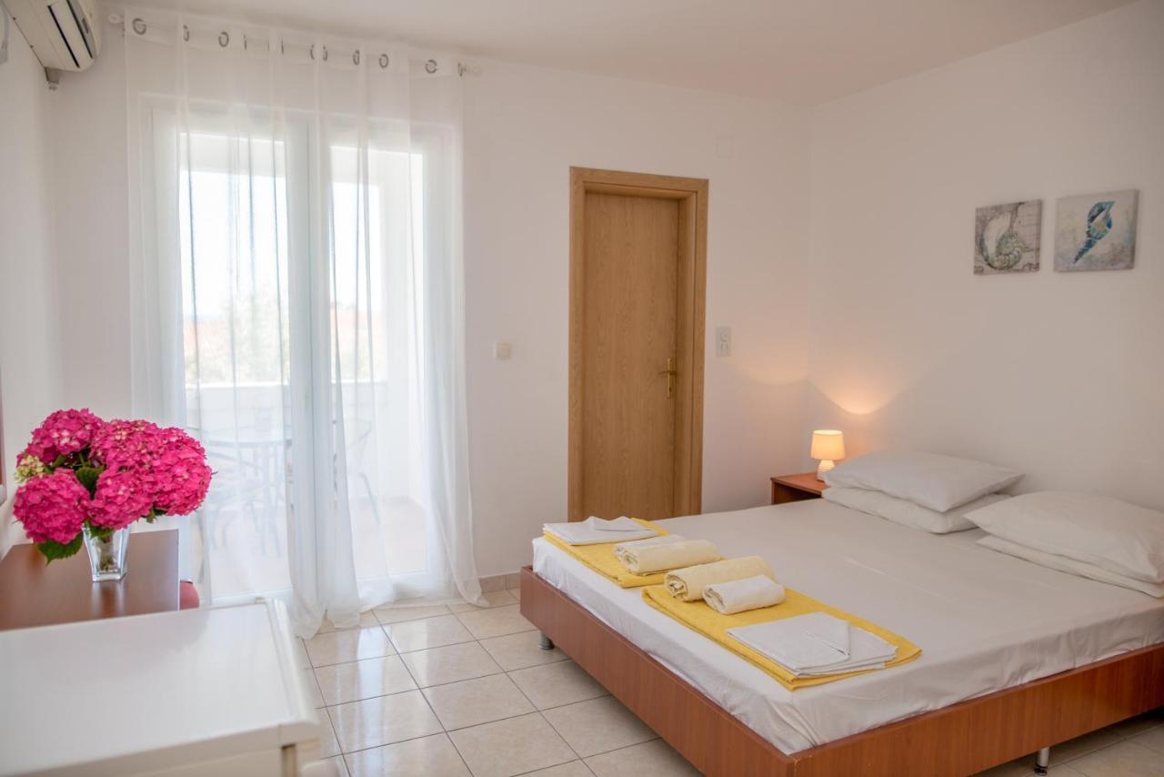 Apartman Zenta Petrovac Bagian luar foto